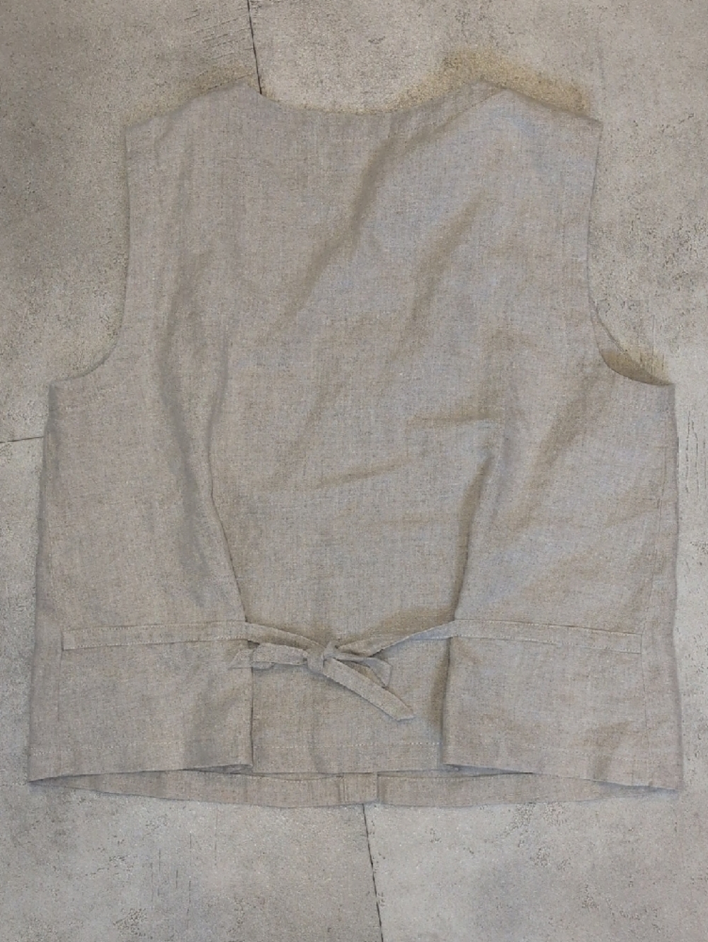 Eileen Fisher Tan Linen-Blend Button Vest - Picture 5 of 5
